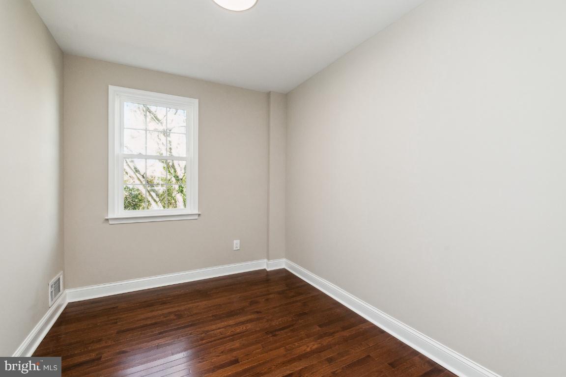 124 Brandon Road Baltimore, MD 21212 - Photo 11 of 25 All bedrooms have engineered hardwood ,fresh paint