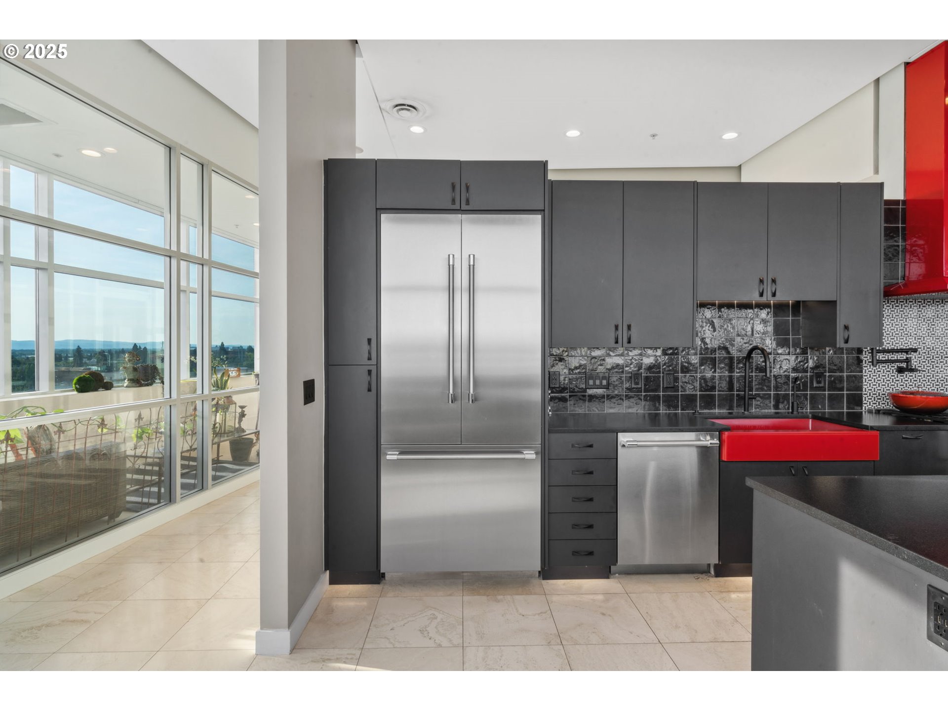 700 Washington Street, Unit 1125 Vancouver, WA 98660 - Photo 13 of 48