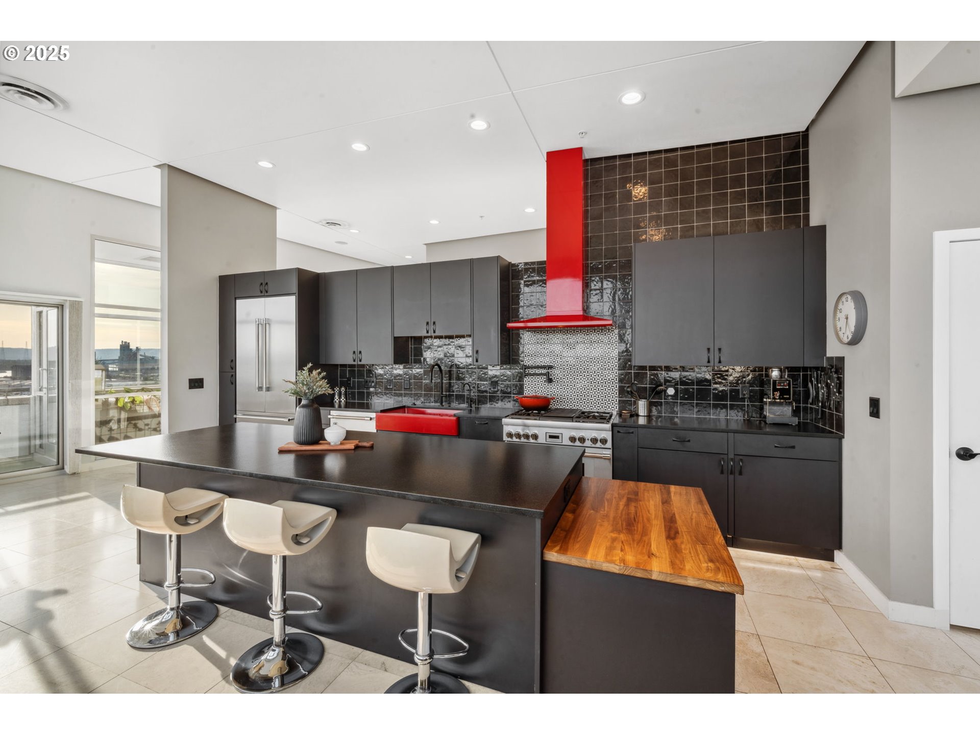 700 Washington Street, Unit 1125 Vancouver, WA 98660 - Photo 9 of 48