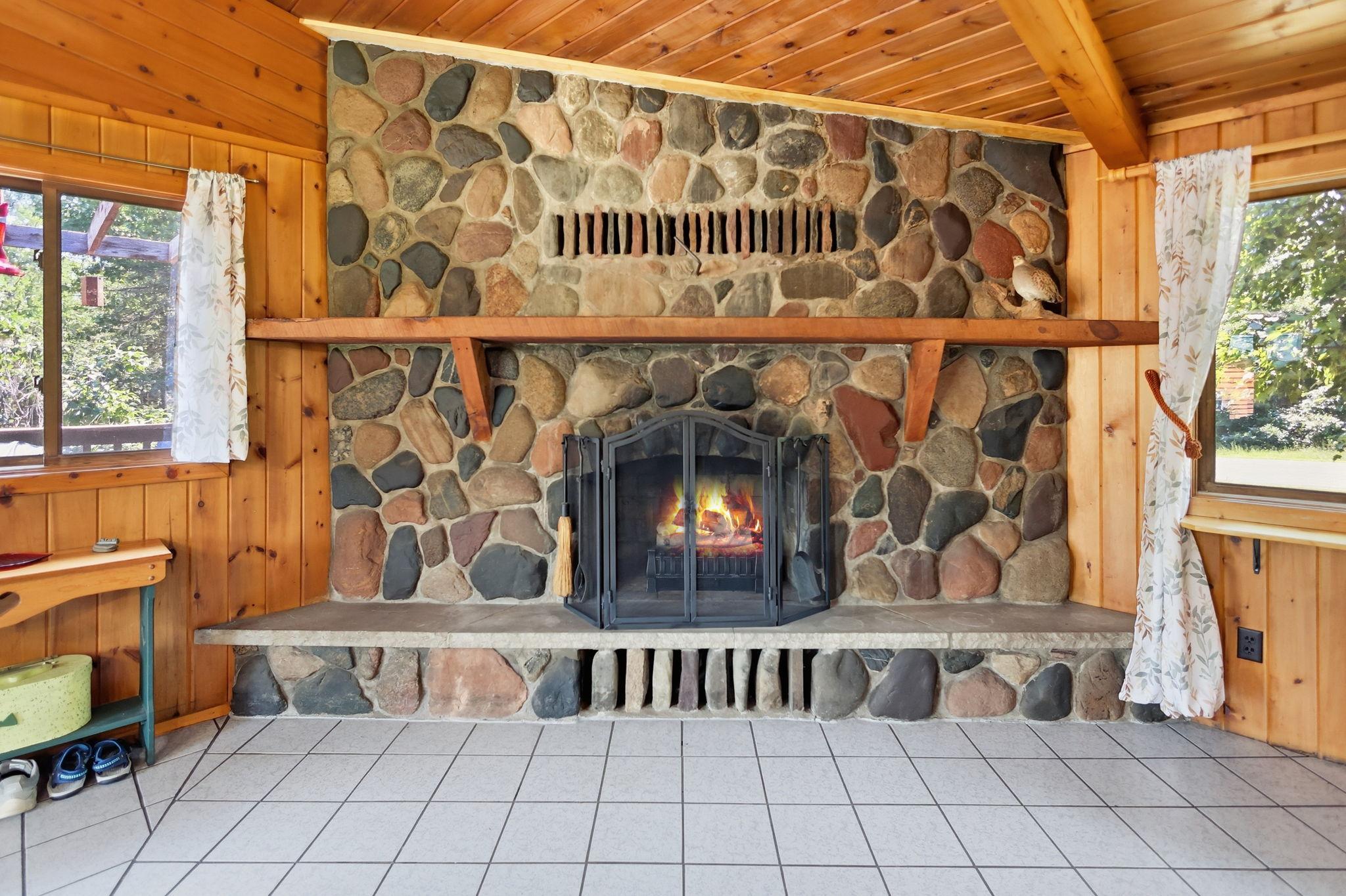 8998 North River Road Danbury, WI 54830 - Photo 7 of 58