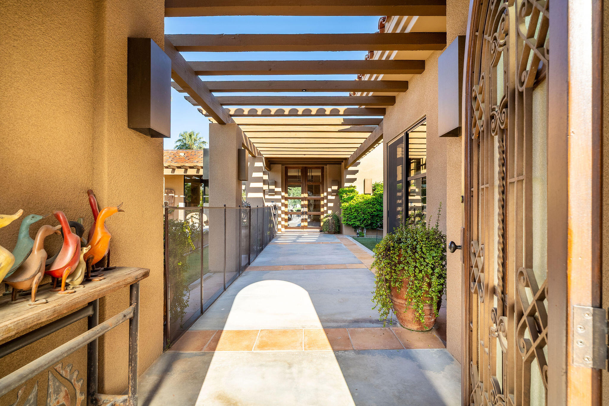 37551 Thompson Road Rancho Mirage, CA 92270 - Photo 3 of 48 Front exterior