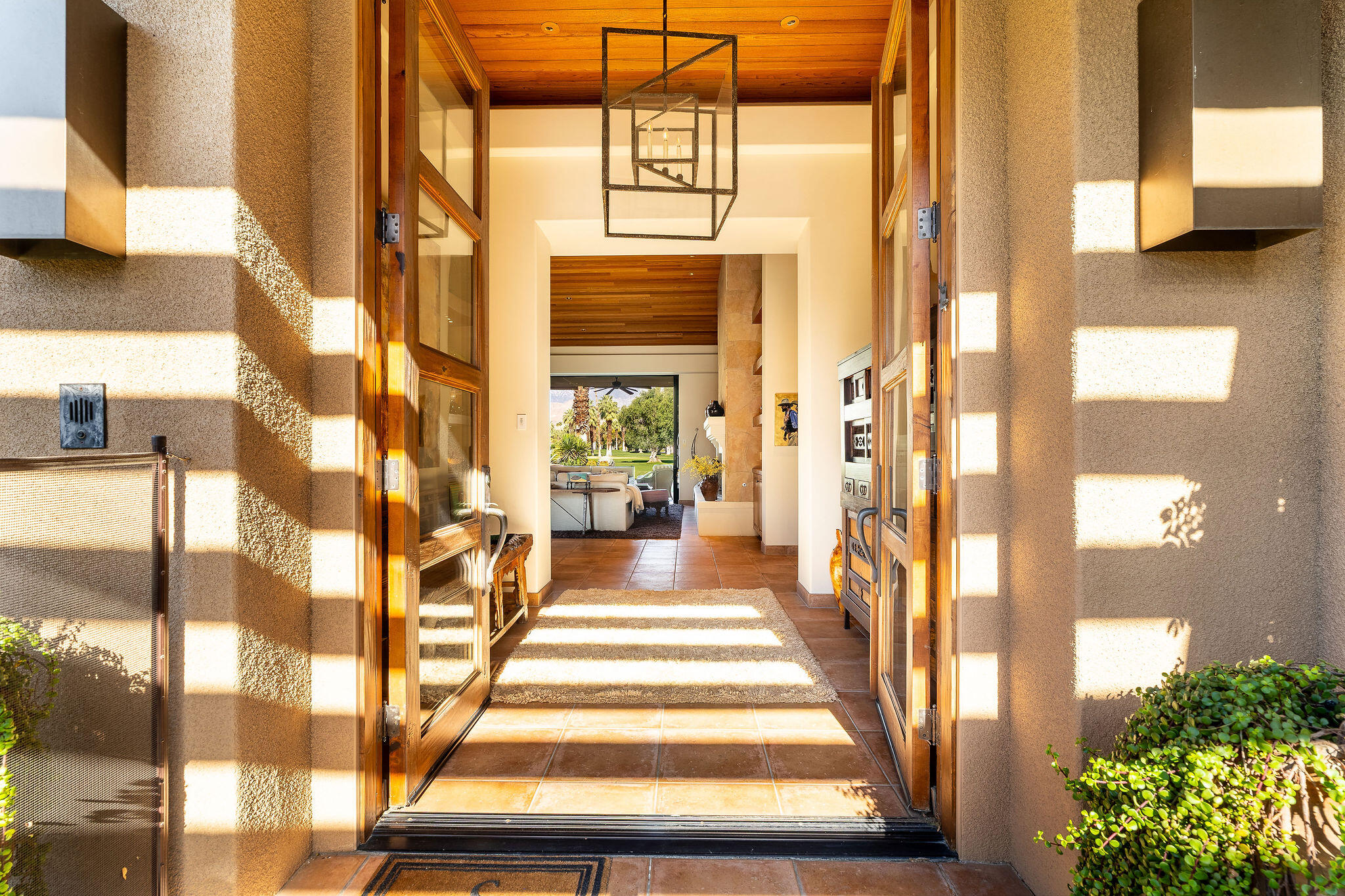 37551 Thompson Road Rancho Mirage, CA 92270 - Photo 4 of 48 Entry