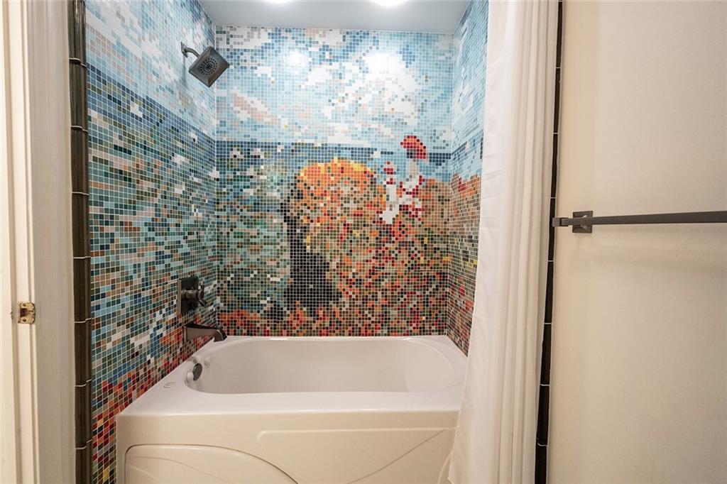 8557 Olde Mill Trace Indianapolis, IN 46260 - Photo 37 of 57