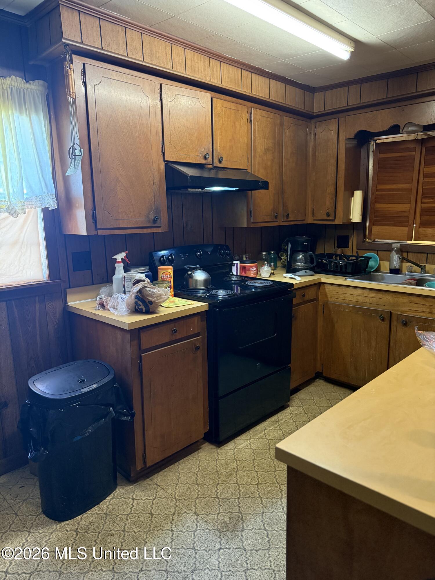 4238 Sagamore Street Jackson, MS 39209 - Photo 7 of 22 IMG_6255