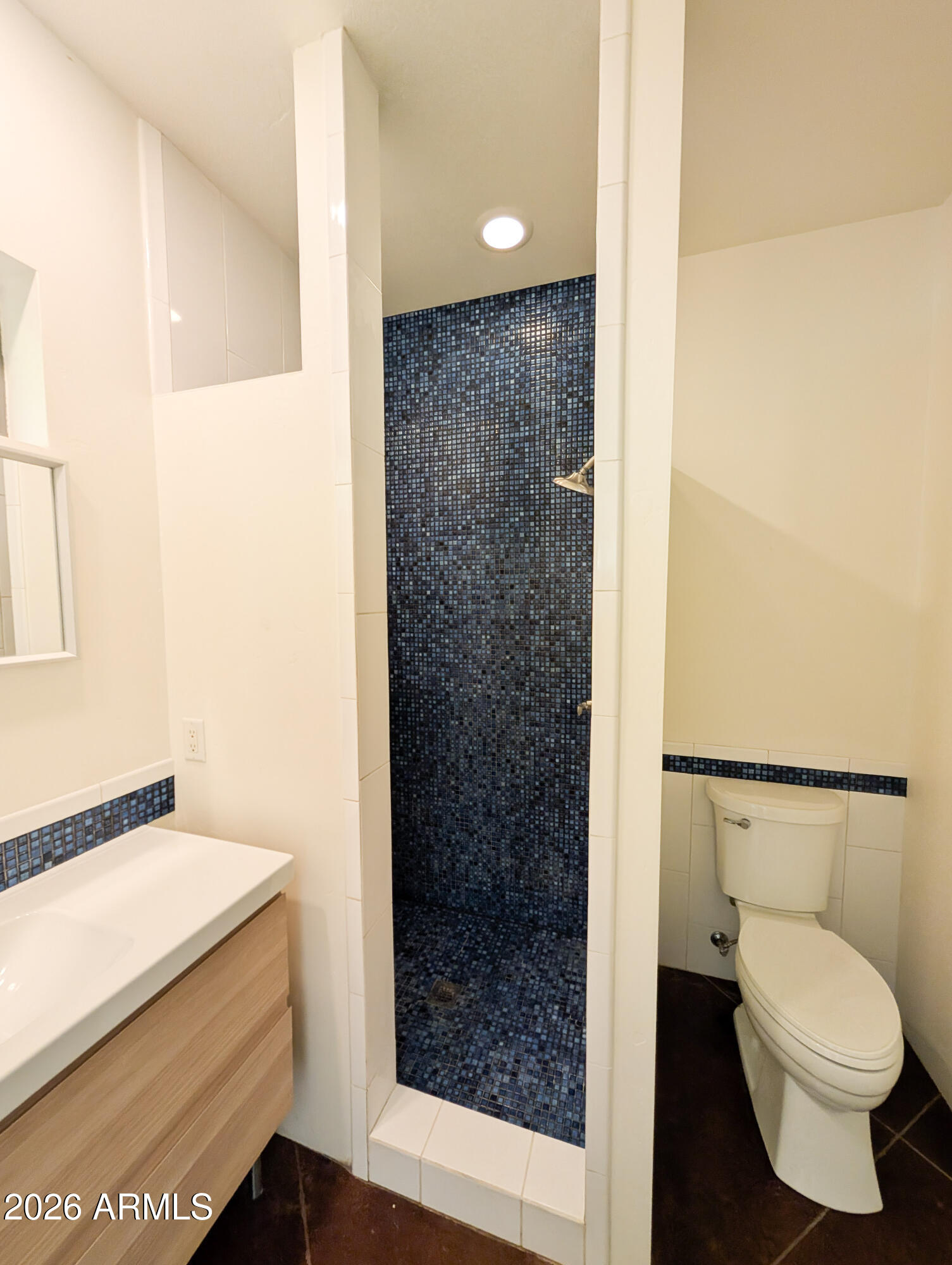 1165 North Willard Road Cottonwood, AZ 86326 - Photo 26 of 122 a bathroom with a toilet and a shower