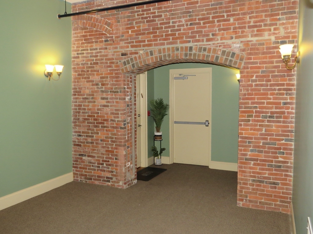 61 Market Street, Unit 2B Lowell, MA 01852 - Photo 18 of 20 a view of entryway
