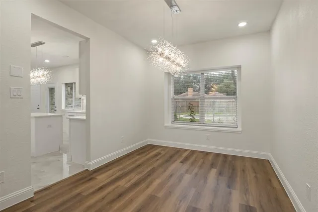 a view of livingroom and window