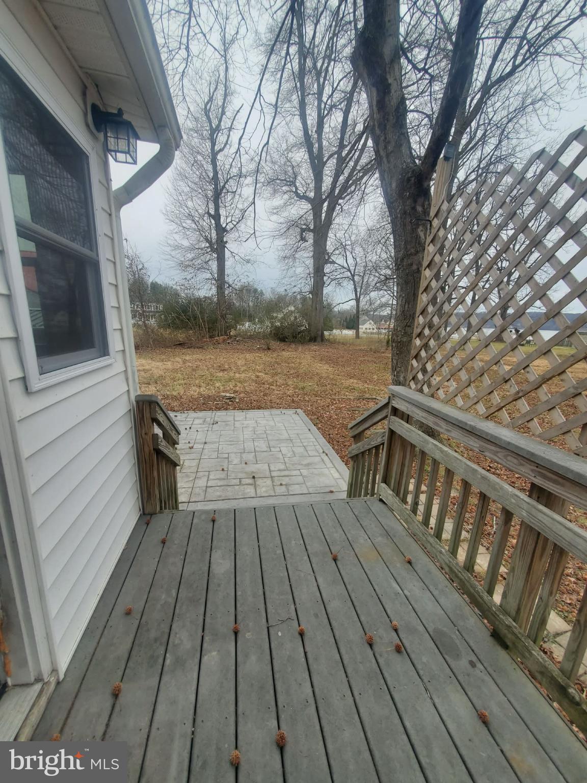 17 Robin Road Stafford, VA 22554 - Photo 13 of 17 Serene outdoor retreat with wooden deck.