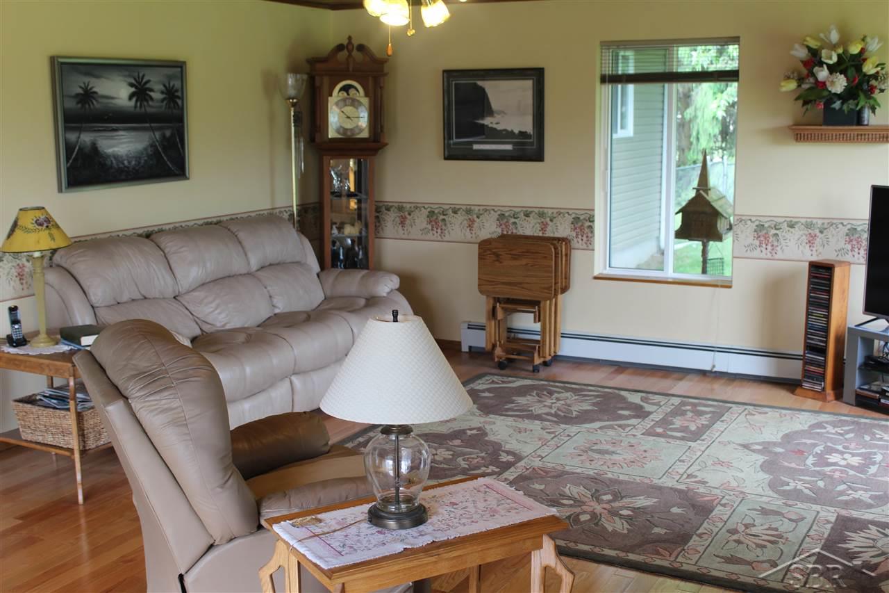 4196 Farrand Road Clio, MI 48420 - Photo 9 of 24 31293247-8.JPG