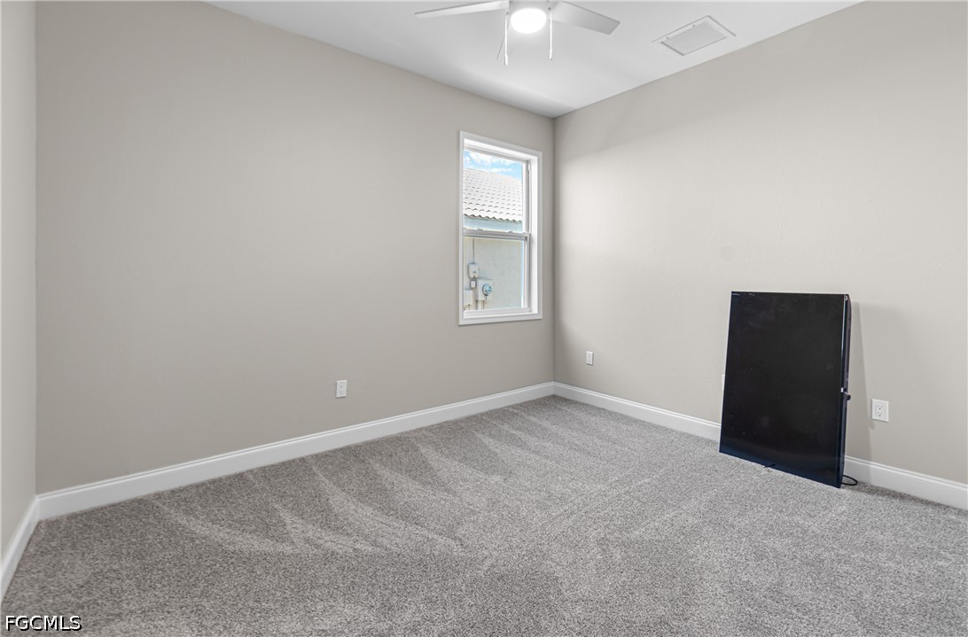 2016 Oxford Ridge Circle Lehigh Acres, FL 33973 - Photo 15 of 40