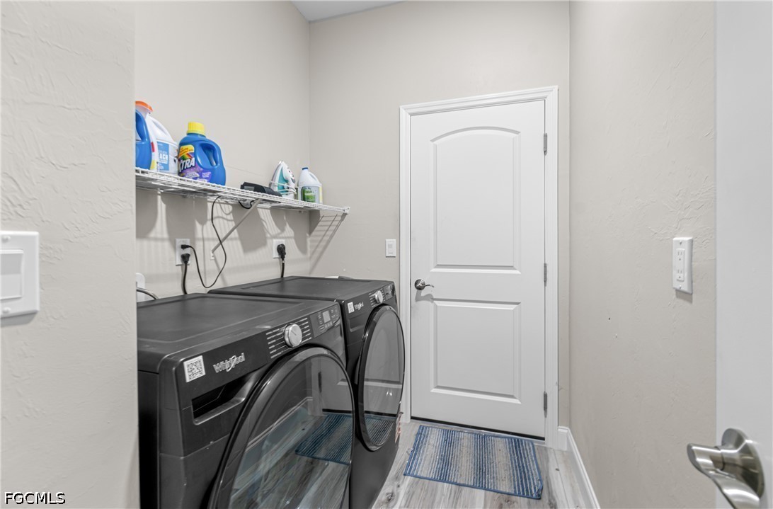 2016 Oxford Ridge Circle Lehigh Acres, FL 33973 - Photo 23 of 40