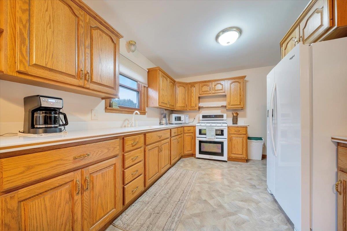 2831 Pointer Road West Branch, MI 48661 - Photo 21 of 47