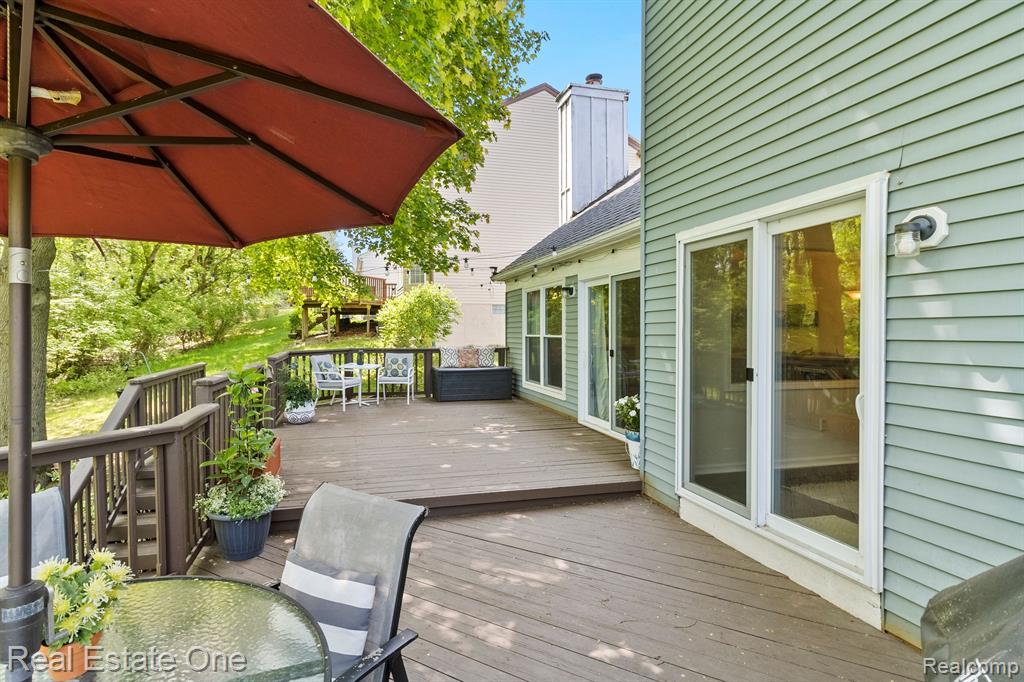 465 Bolinger Street Rochester Hills, MI 48307 - Photo 4 of 46