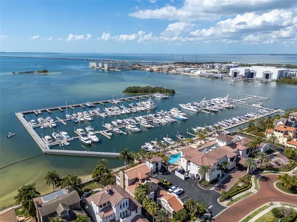 $940,000 | 5823 Bowen Daniel Drive, Unit 604, Tampa, FL 33611