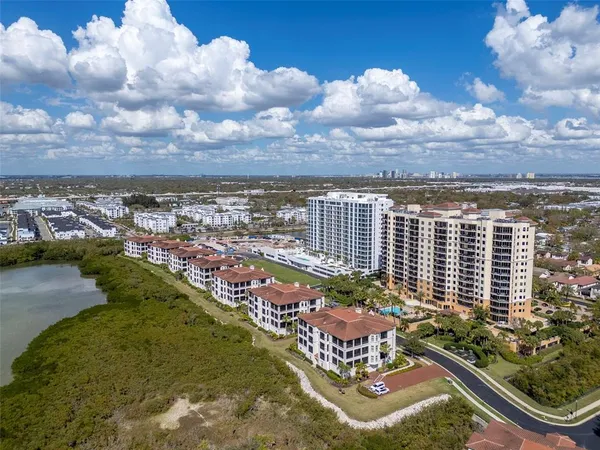 $940,000 | 5823 Bowen Daniel Drive, Unit 604, Tampa, FL 33611