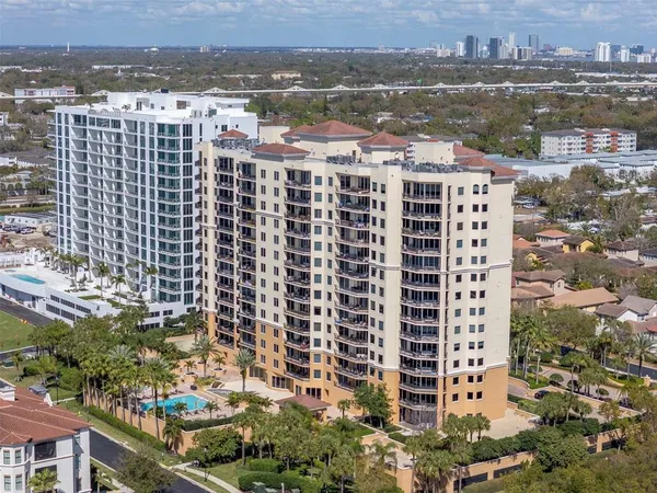 $940,000 | 5823 Bowen Daniel Drive, Unit 604, Tampa, FL 33611