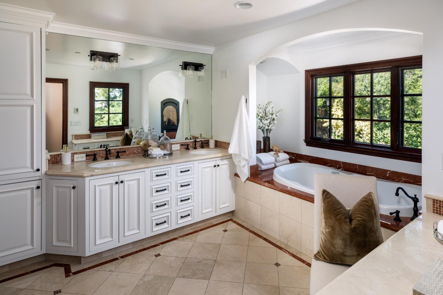 795 Nash Road Los Altos, CA 94024 - Photo 18 of 43