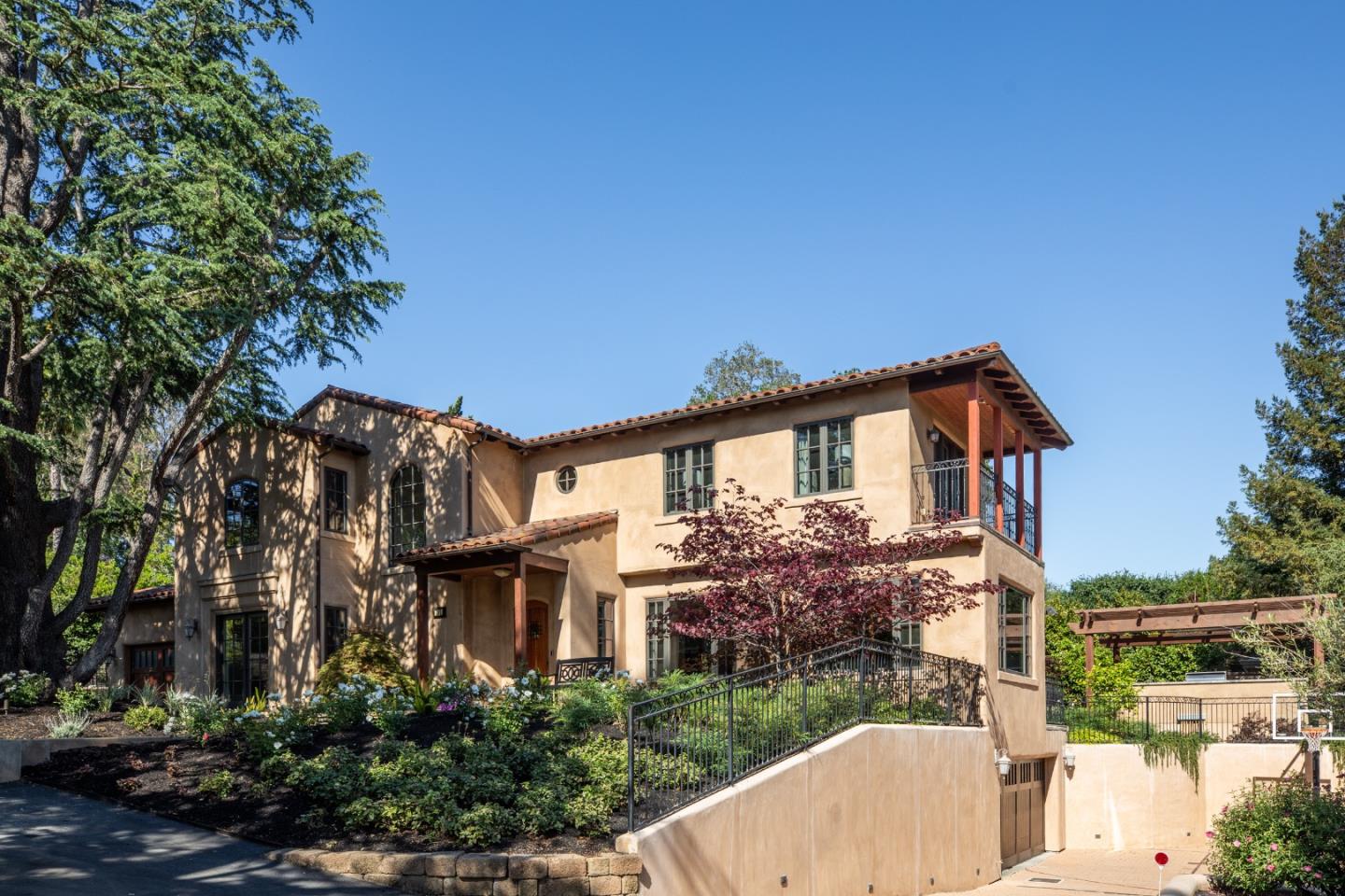 795 Nash Road Los Altos, CA 94024 - Photo 2 of 43