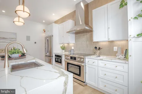 $699,500 | 1528 Oates Street Northeast, Unit A, Washington, DC 20002