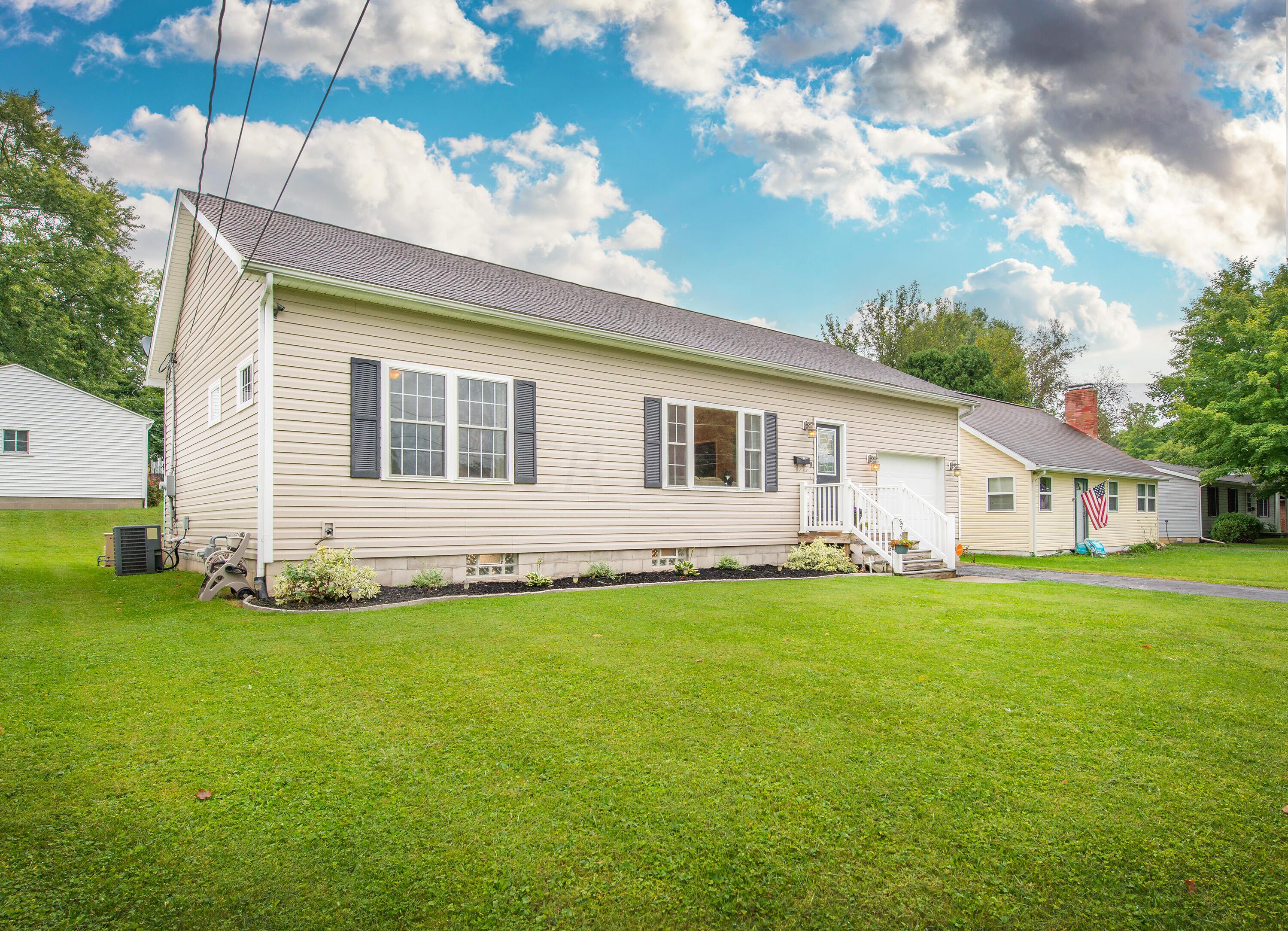 576 Chelsea Road Newark, OH 43055 - Photo 2 of 21 Chelsea_02