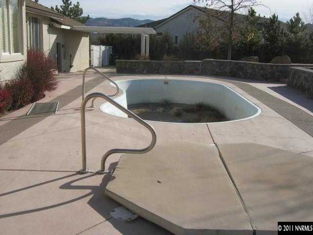 1220 Flanders Road Reno, NV 89511 - Photo 3 of 7 Photo 3