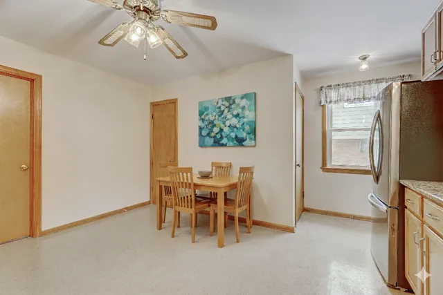 $399,900 | 1850 Kensington Avenue, Westchester, IL 60154