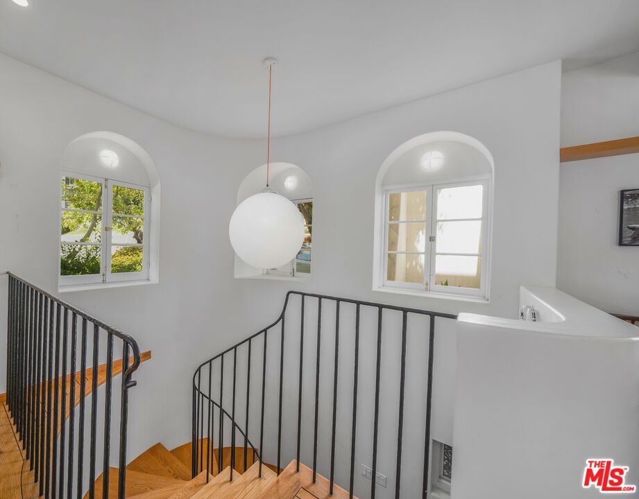 4124 Dundee Drive Los Angeles, CA 90027 - Photo 47 of 54