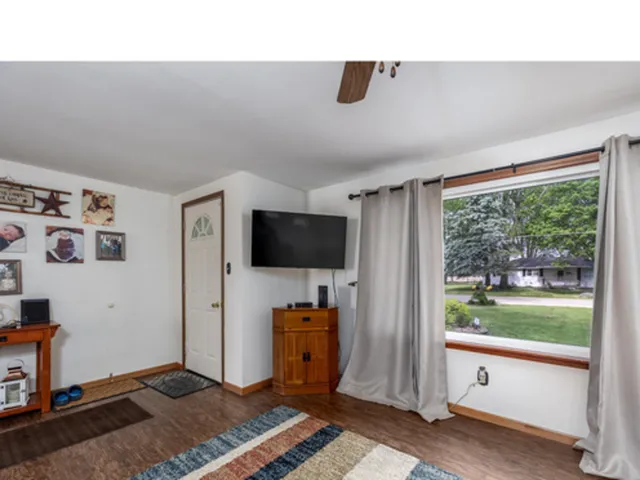 $315,000 | 1907 Coalville Road, Streator, IL 61364