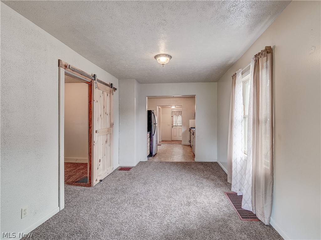 472 West Nimisila Road Akron, OH 44319 - Photo 8 of 23 Gallery Image 8