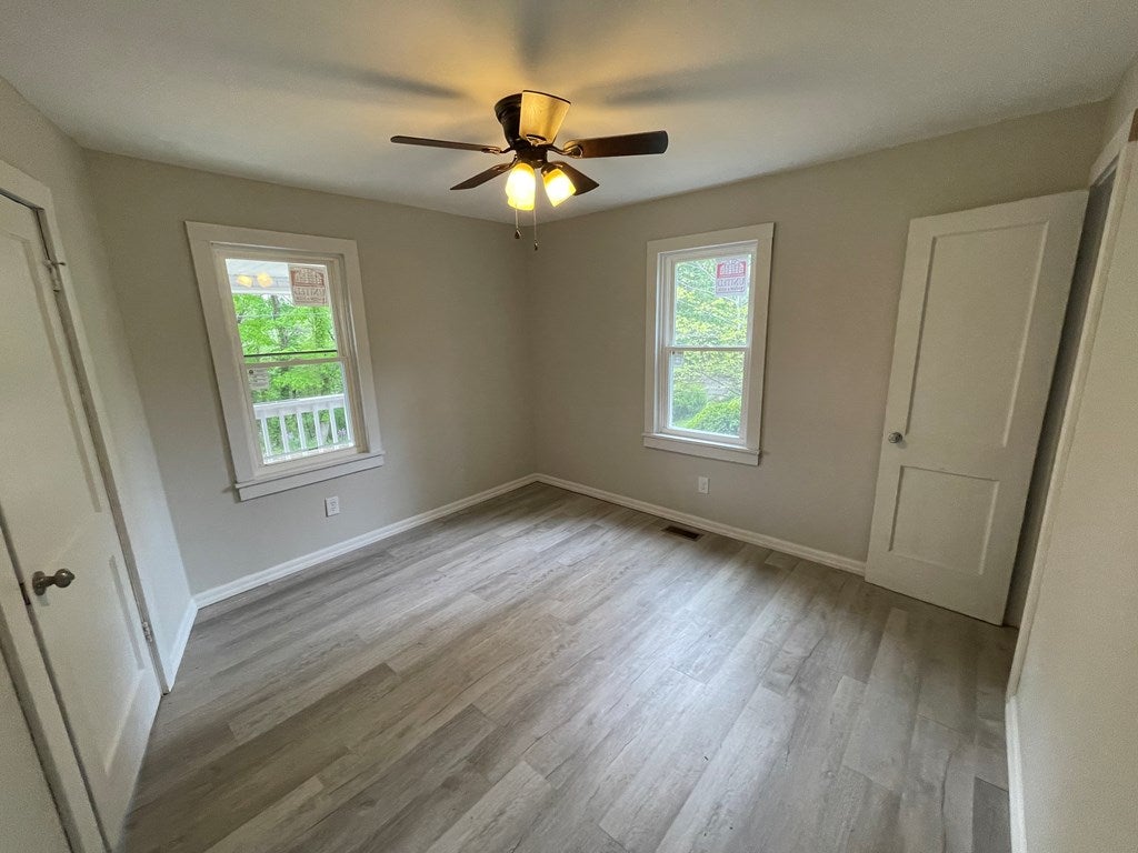 533 Random Road Hillsville, VA 24343 - Photo 3 of 17 Gallery Image 3