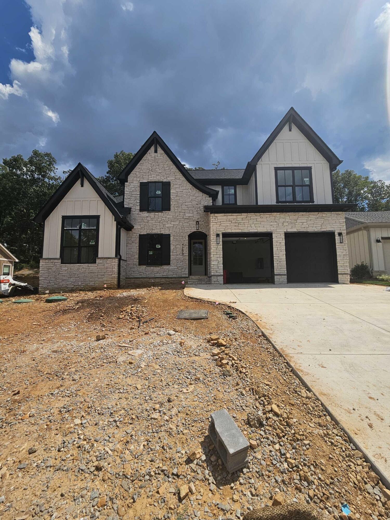 4750 Amethyst Road, Unit 912 Chattanooga, TN 37419 - Photo 2 of 18 20240830_143419