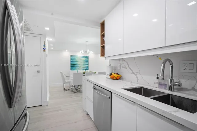 $2,650 | 20301 West Country Club Drive, Unit 1822, Aventura, FL 33180