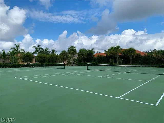 a view of a tennis court