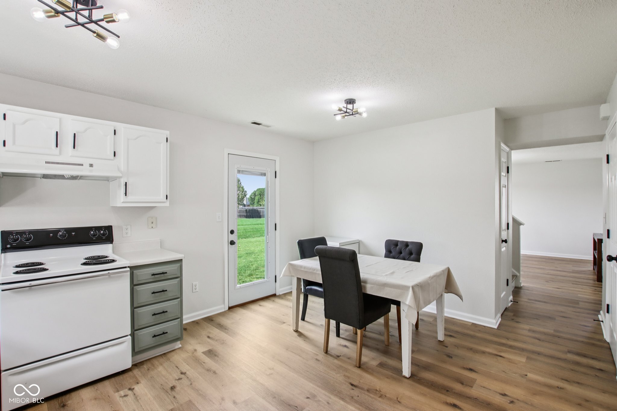 3642 Limelight Lane Whitestown, IN 46075 - Photo 11 of 37
