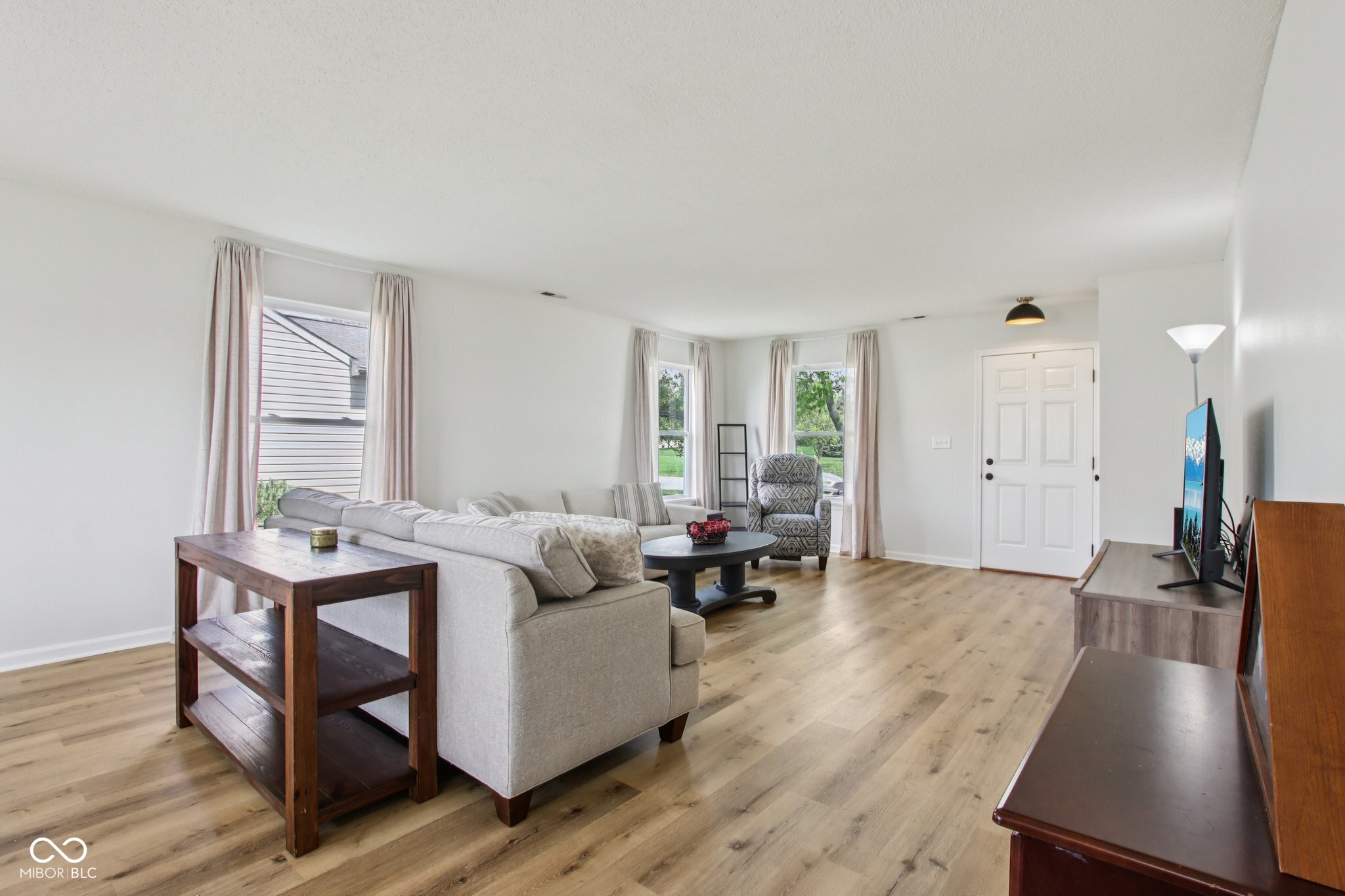 3642 Limelight Lane Whitestown, IN 46075 - Photo 4 of 37