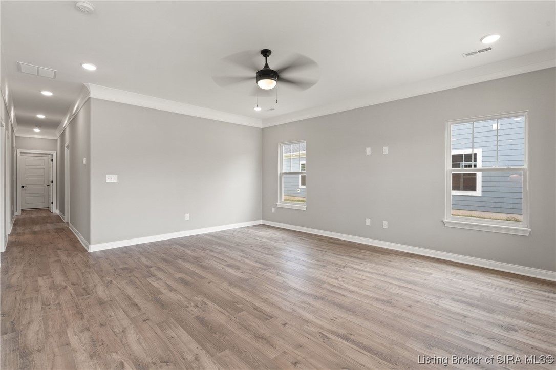 2103 Loop Island Way New Albany, IN 47150 - Photo 4 of 37