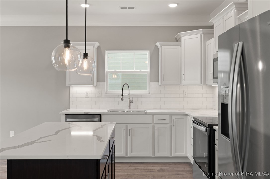 2103 Loop Island Way New Albany, IN 47150 - Photo 9 of 37