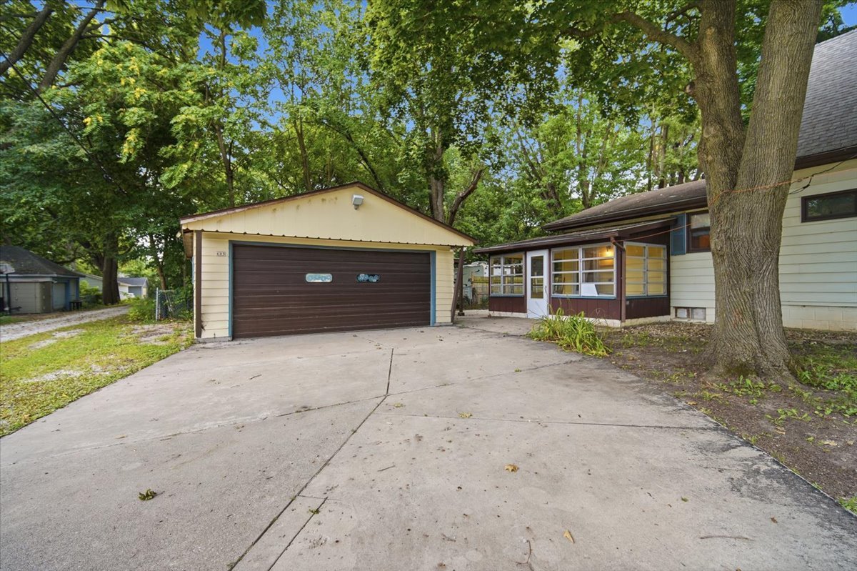 605 Church Street Normal, IL 61761 - Photo 2 of 28 Gallery Image 2