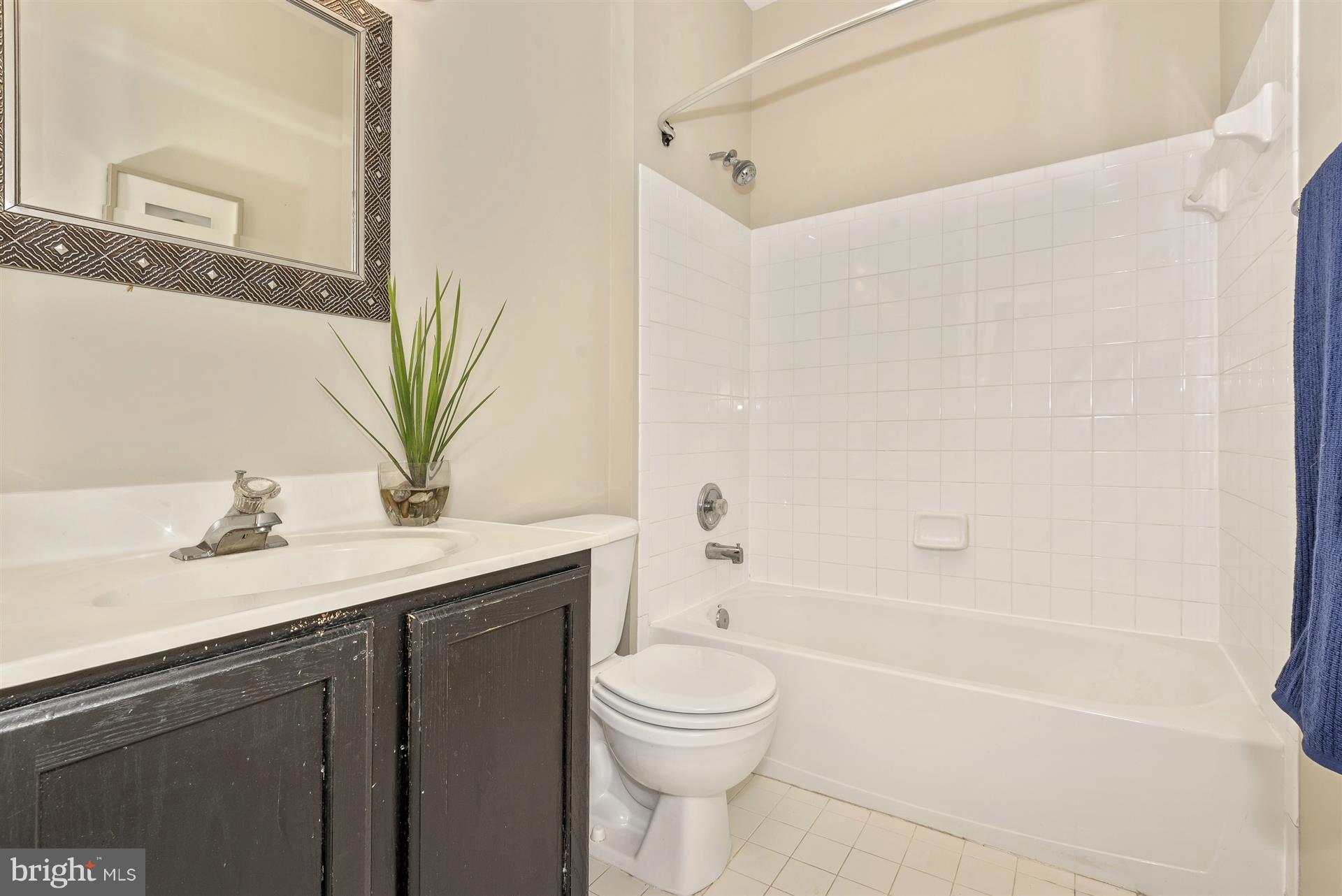 9013 Bealls Farm Road Frederick, MD 21704 - Photo 21 of 30 Second floor bathroom