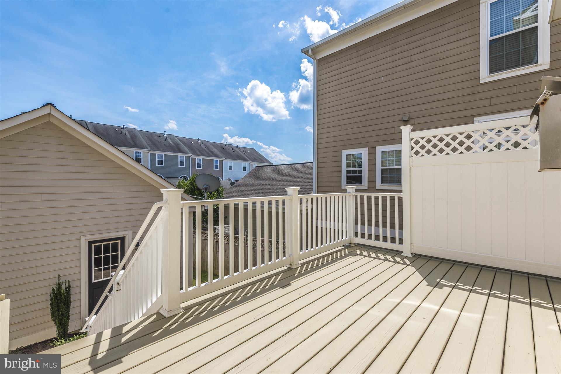 9013 Bealls Farm Road Frederick, MD 21704 - Photo 28 of 30 Enjoy evening meals on your large deck