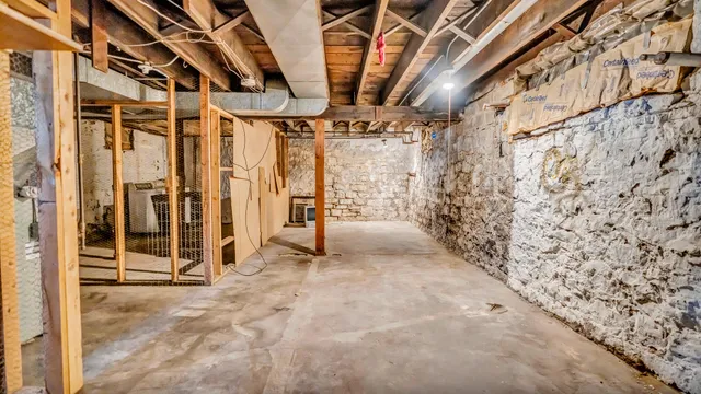 $225,000 | 1120 6th Street South, Unit 11201122, La Crosse, WI 54601