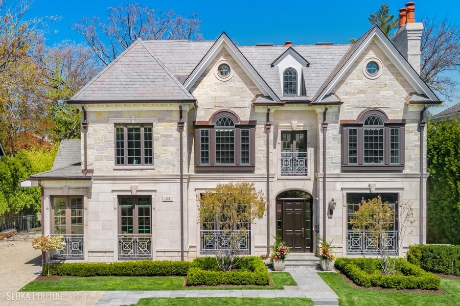 421 Warwick Road Kenilworth, IL 60043 - Photo 1 of 45 Gallery Image 1