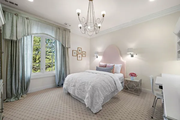 $3,249,000 | 255 Harbor Street, Glencoe, IL 60022