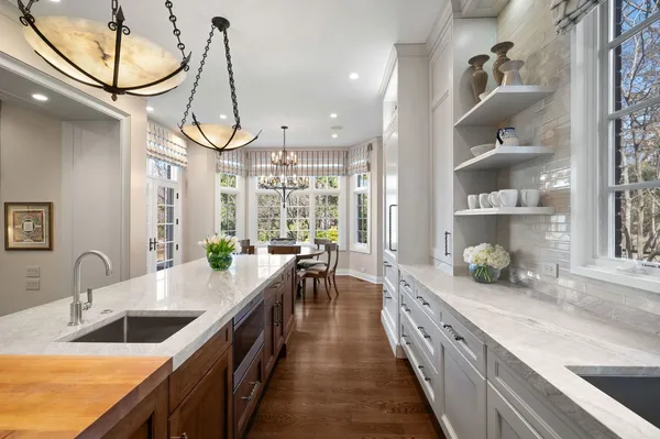 $3,249,000 | 255 Harbor Street, Glencoe, IL 60022