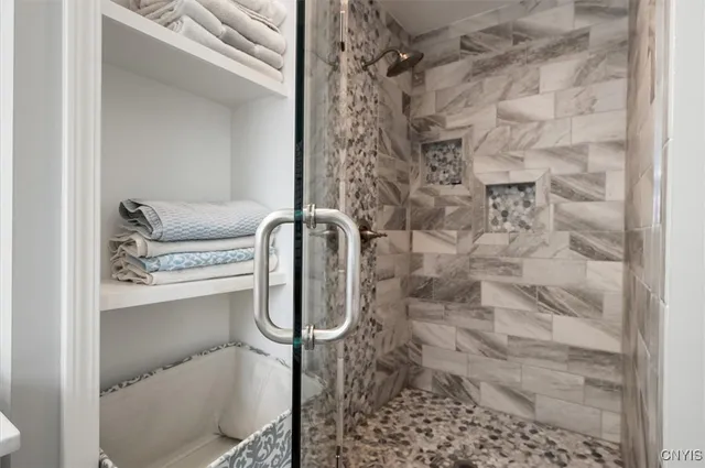 $450,000 | 54 Clintonview Boulevard, New Hartford, NY 13413