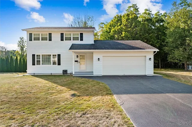 $450,000 | 54 Clintonview Boulevard, New Hartford, NY 13413