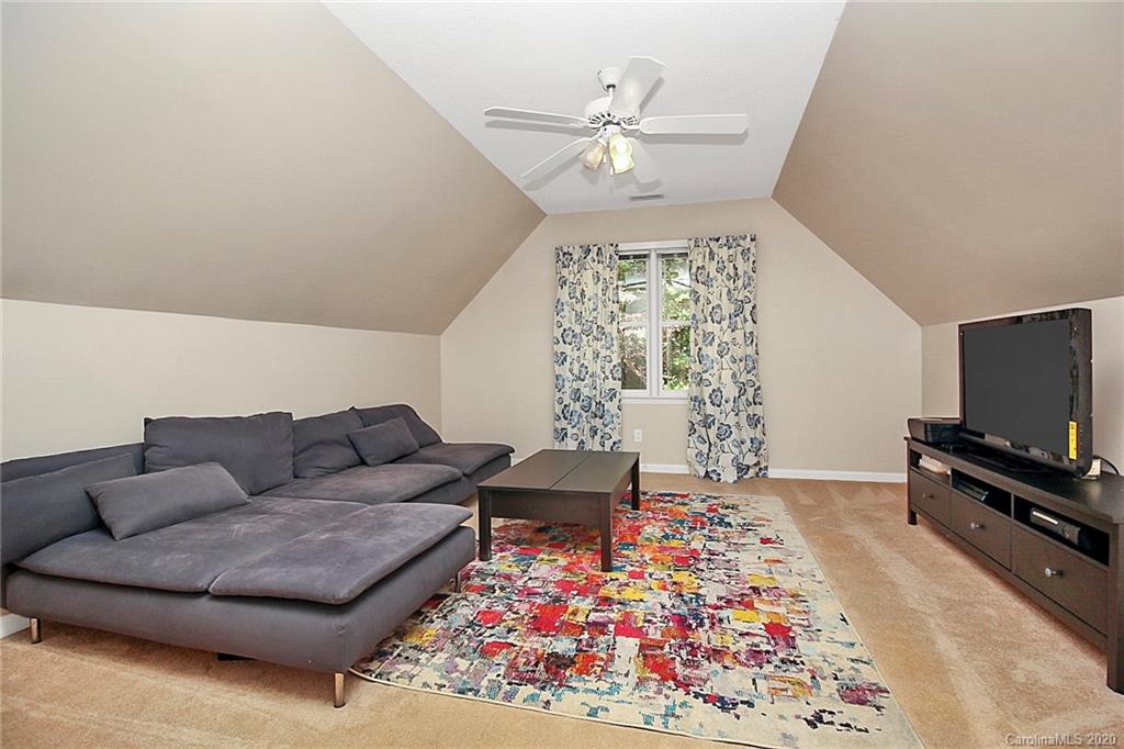 1735 Double Oaks Road Fort Mill, SC 29715 - Photo 31 of 39 Gallery Image 31