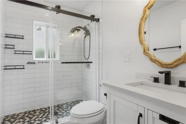 $699,000 | 3101 West 60th Street, Los Angeles, CA 90043