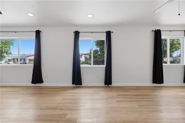 $699,000 | 3101 West 60th Street, Los Angeles, CA 90043