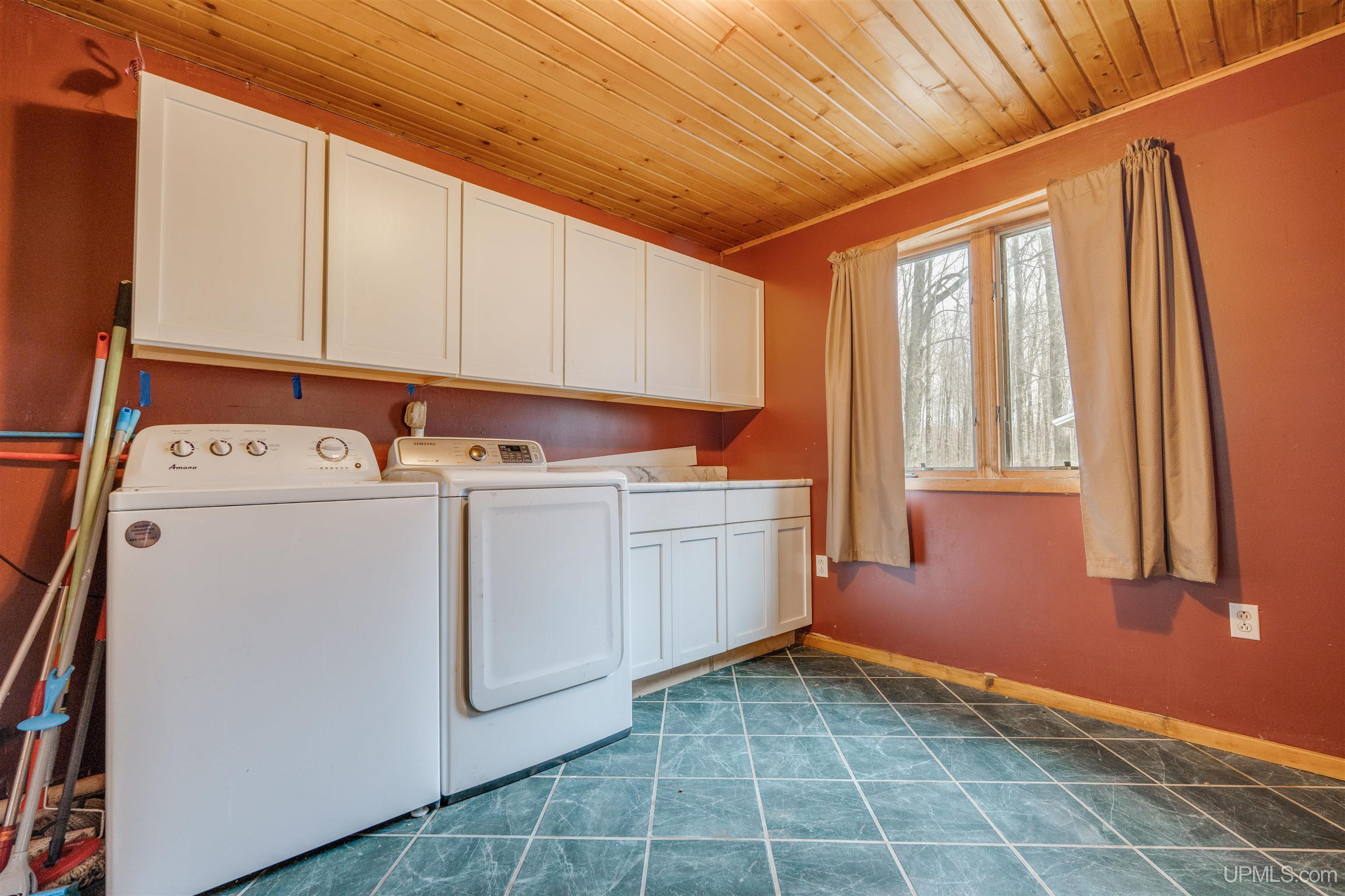 1683w Quarry Road Gulliver, MI 49840 - Photo 27 of 37